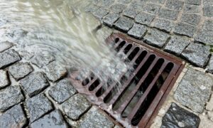 How to unblock a drain outside